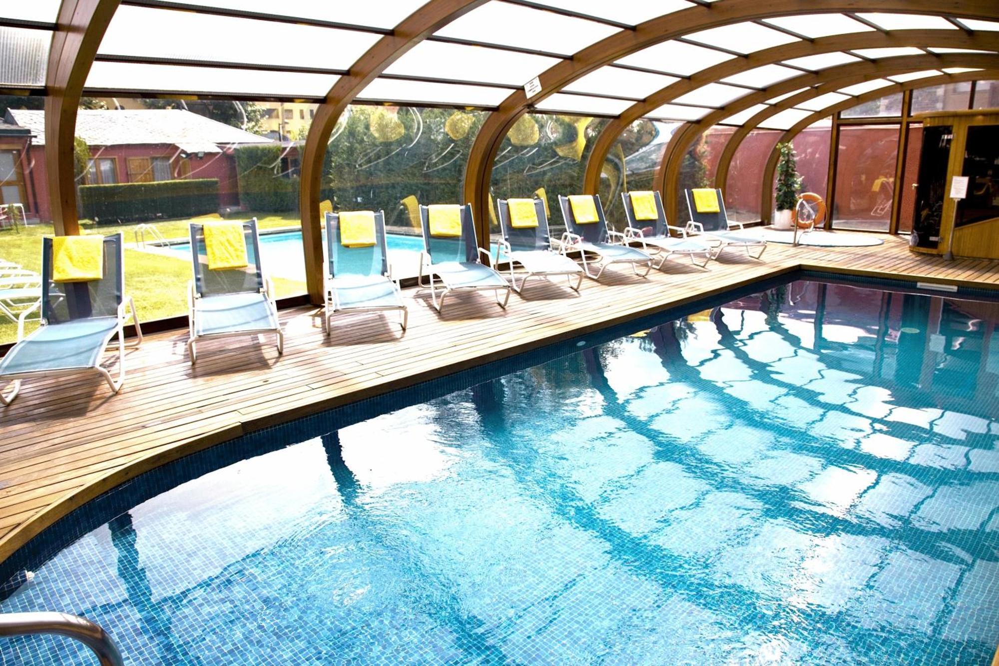 Hotel Del Lago ปุจเซร์ดา ภายนอก รูปภาพ