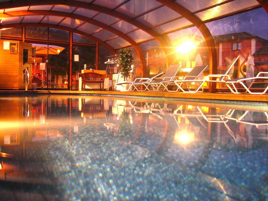 Hotel Del Lago ปุจเซร์ดา ภายนอก รูปภาพ