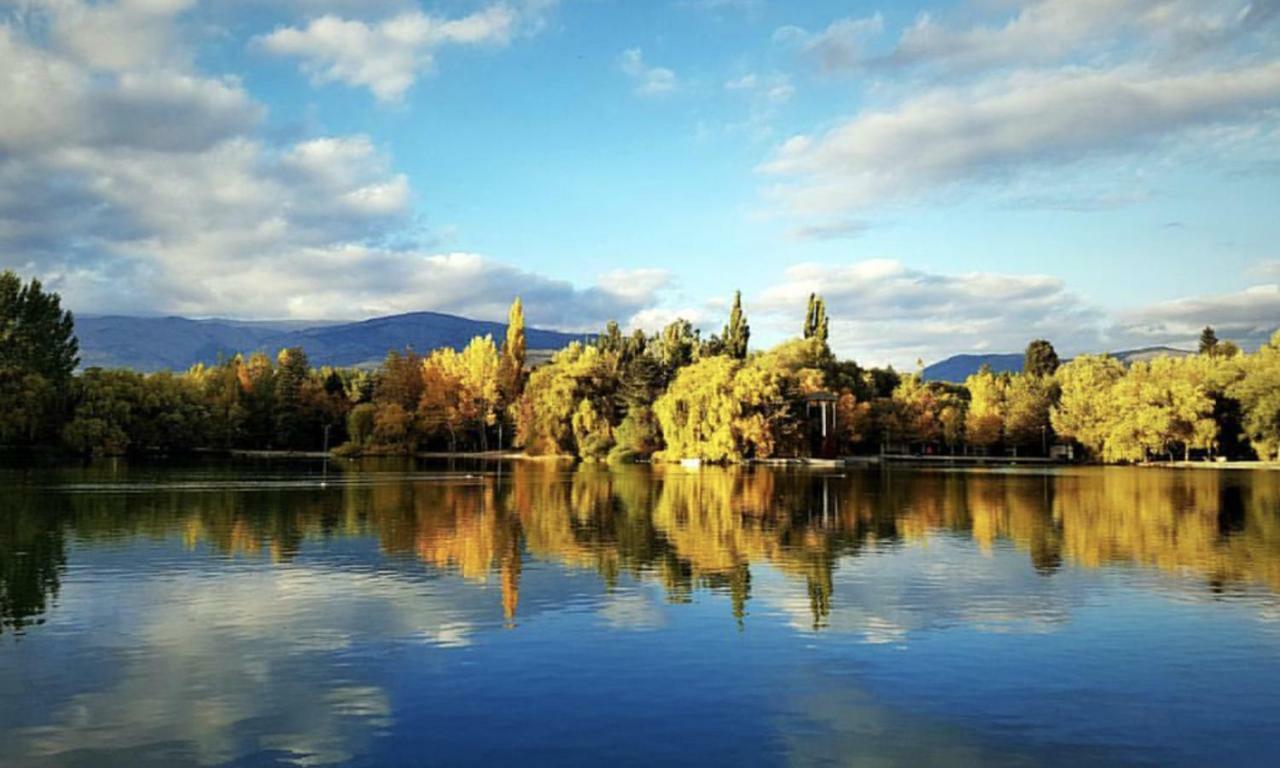 Hotel Del Lago ปุจเซร์ดา ภายนอก รูปภาพ